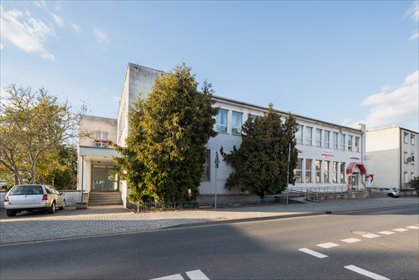 Nieruchomość 1496 m2 z biurem i mieszkaniami w Czarnkowie lokal użytkowy Czarnków, ul. Kościuszki 61