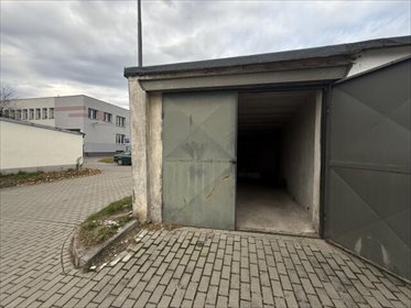 Garaż 16,5 m² z prądem i solidną bramą na Chabrów garaż Opole, os. Chabrów, Chabrów