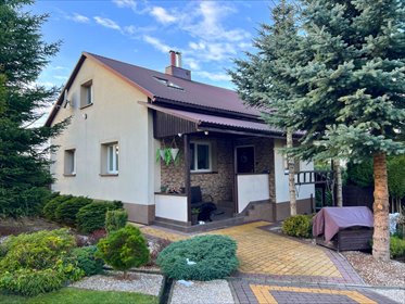 Dom 140 m² z osobnym mieszkaniem na 22 ar w Straszydle dom Straszydle