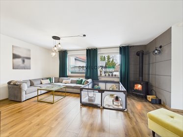 Przestronny dom z niezależnym mieszkaniem i garażem dom Pisz, Zatorowa