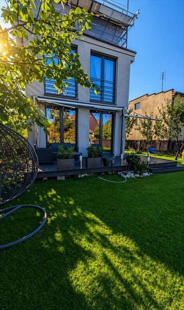 Nowoczesny dom 220 m² z sauną i solarami dom Nowa Iwiczna