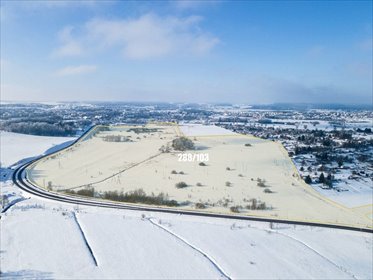 Działka inwestycyjna 351742 m² z mediami i widokiem na zamek działka Waszulki