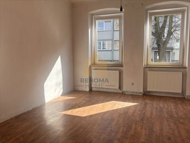 Zapraszam do przestronnego 3-pokojowego mieszkania z kominkiem w Chojnowie mieszkanie Chojnów