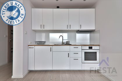Wynajmę komfortową kawalerkę 28 m² z balkonem i ogrzewaniem podłogowym mieszkanie Katowice, Tysiąclecia, Chorzowska