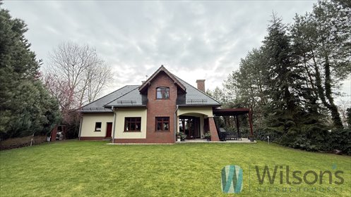 Przestronny dom 245 m² z ogrodem i garażem w Wysokiej dom Wysoka, Radosna