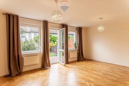 Przestronny dom z ogródkiem, 3 sypialnie, garaż, Suchy Las dom Złotniki, Nektarowa