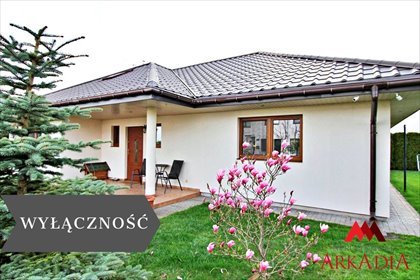 Przestronny dom z garażem, 117,7 m², gotowy do zamieszkania dom Bogucin