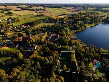 Działka z widokiem na jezioro - własny dostęp do linii brzegowej działka Lutry