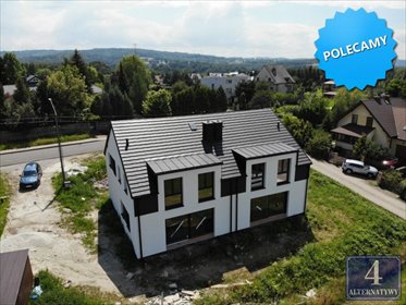 Nowoczesny bliźniak 136 m2 z garażem i dużym strychem dom Radlna