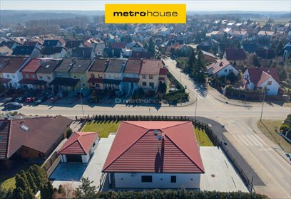 Polecam komfortowy dom 153 m² z garażem i ogrodem w Bolesławcu dom Bolesławiec
