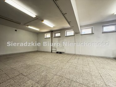 Magazyny 80 m² w Sieradzu z windą polecam lokal użytkowy Sieradz