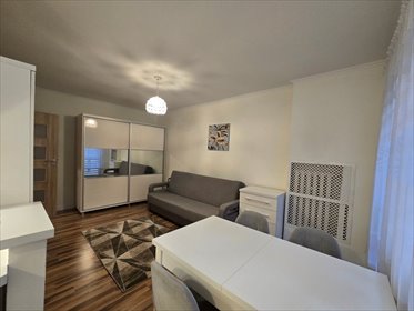 Kawalerka 25 m² po remoncie - blisko centrum Zduńskiej Woli mieszkanie Zduńska Wola, Osmolin