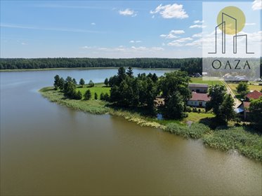 Polecam rozległe gospodarstwo 200 m² z 14 ha i 900 m linii jeziora dom Zalesie