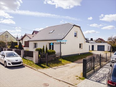 Nowoczesny dom 155 m2 z dużą działką i ogrzewaniem podłogowym dom Linia, Klubowa
