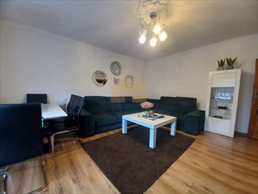 Do sprzedania przestronne 96 m² dwupoziomowe mieszkanie z garażem i ogródkiem dom Świdnica