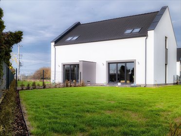 Nowoczesny dom z ogródkiem, 4 pokoje, ogrzewanie podłogowe dom Wróblewo, Bukowa