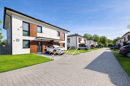 Nowoczesny segment 100 m² z ogrodem i 2 miejscami dom Warszawa, Wawer, Zagórzańska