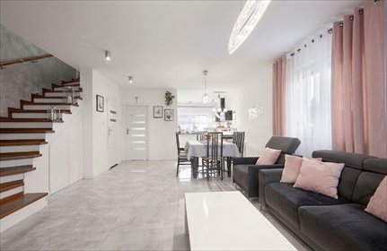 Dom bliźniak z ogrodem i tarasem w Jasinie dom Jasin