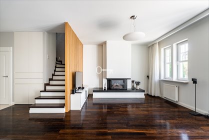 Na sprzedaż przestronny dom 193 m² w Józefosławiu z prywatnym ogrodem dom Józefosław, Normandii