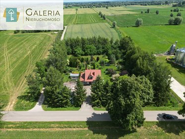 Przestronny dom z ogrodem, cegła, blachodachówka, 4 pokoje dom Kępniewo
