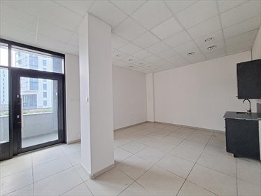 Wynajmę lokal użytkowy 41,43 m² z witrynami w Gdyni lokal użytkowy Gdynia, Redłowo, Altus, Legionów