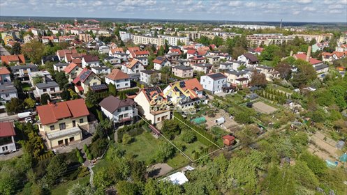 Przestronny dom z garażem, ogród, podwójne mieszkanie dom Ostróda, Ostróda, Pieniężnego