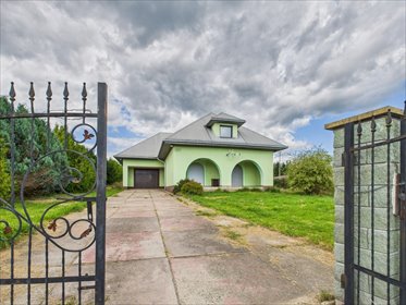 Przestronny dom 281 m² z ogrodem i widokiem na Babią Górę dom Nowotarski