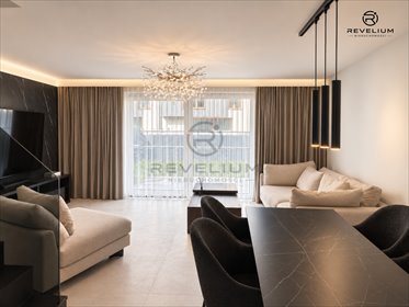 Zapraszam do przestronnego domu 76 m² z ogródkiem w Rumi dom Rumia, Rajska