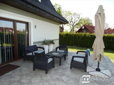 Sprzedam przestronny dom 529 m² z niezależnym mieszkaniem i dużą działką dom Stargard