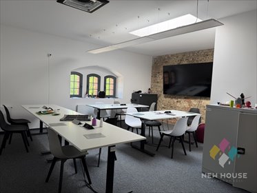 Nowoczesny lokal 178 m2 w odrestaurowanych koszarach z parkingiem lokal użytkowy Olsztyn, Gietkowska