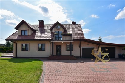 Przestronny dom 142 m² z garażami i dużą działką - polecam! dom Żółtki