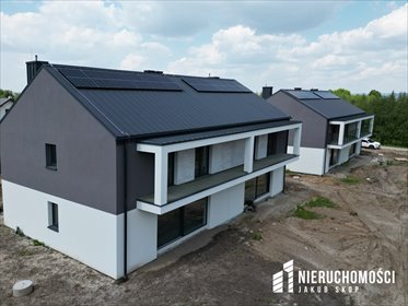 Nowoczesny bliźniak z ogródkiem, pompa ciepła, PV dom Jaśkowice, Mateczny