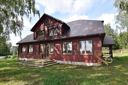 Na sprzedaż przestronna nieruchomość 350 m² w Krasnem z potencjałem lokal użytkowy Krasne