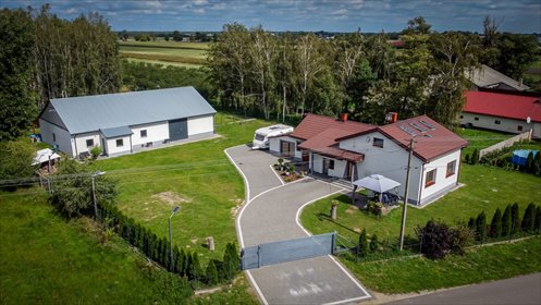 Sprzedam dom z trzema niezależnymi częściami w Czatolinie dom Czatolin