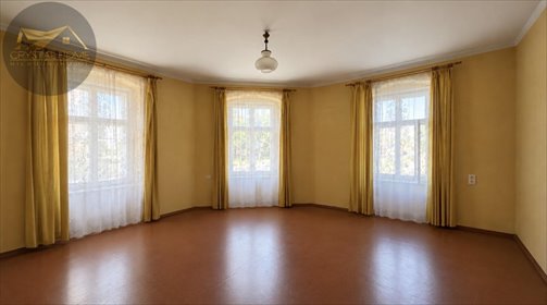 Sprzedam przestronne 4-pokojowe mieszkanie do remontu w Świdnicy mieszkanie Świdnica, pl. św. Małgorzaty