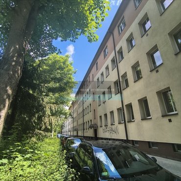 Przestronne 2 pokoje z piwnicą i parkingiem w Piastowie mieszkanie Piastów, Harcerska