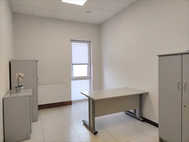 Lokal usługowy 14 m2 z windą i parkingiem w Radomiu lokal użytkowy Radom, Zamłynie, Główna