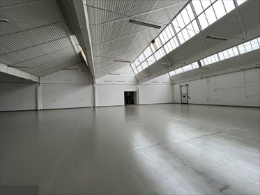 Nowoczesny magazyn 1175 m² z wysokim składowaniem i dużą mocą magazyn Częstochowa, Kanał Kohna