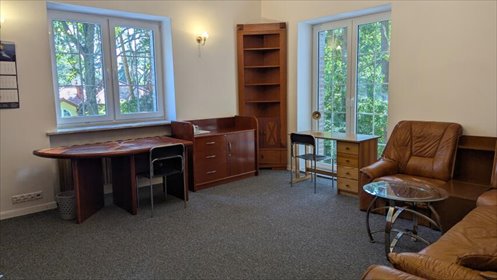Wynajmę przestronne biuro 30 m² z dostępem do konferencji lokal użytkowy Piaseczno, Zalesie Dolne