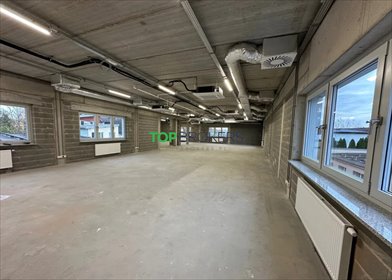 Wynajmę przestronny budynek biurowo-usługowy 800 m² w Warszawie dom Warszawa, Bielany Huta