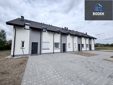 Nowoczesny dom szeregowy 88,7 m2 z ogrodem i pełnym wyposażeniem dom Kiełczówek, Kiełczówek, Herbaciana