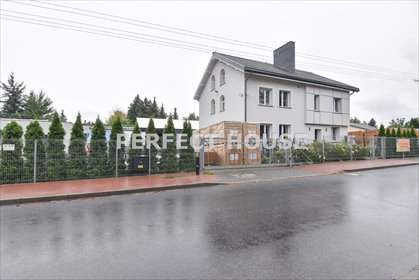 Do sprzedania przestronny dom 350 m² z działką 800 m² w Złotnikach dom Złotniki