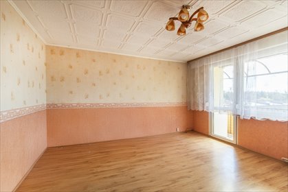 Przestronne 2 pokoje z dużym balkonem i potencjałem inwestycyjnym mieszkanie Żary, Zawiszy Czarnego