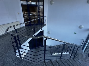 Na wynajem przestronne biura 280 m² z magazynem i parkingiem lokal użytkowy Toruń, Mokre