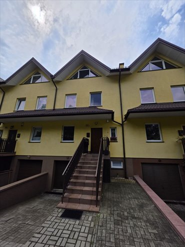 Zapraszam do obejrzenia domu 240 m² w Otwocku z 6 pokojami i garażem dom Otwock, Grunwaldzka