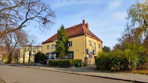 Na wynajem przestronne 3-pokojowe mieszkanie z piwnicą w Kietrzu mieszkanie Kietrz, Wojska Polskiego