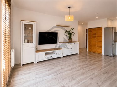 Sprzedam urocze 2-pokojowe 51 m² w Klecinie z potencjałem aranżacyjnym mieszkanie Wrocław, Klecina, Klecina, Dożynkowa