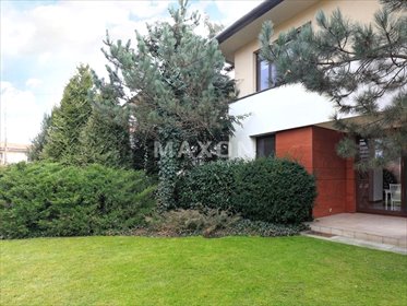 Przestronny dom 195 m² z ogrodem, garaż i taras dom Bielawa, Warszawska