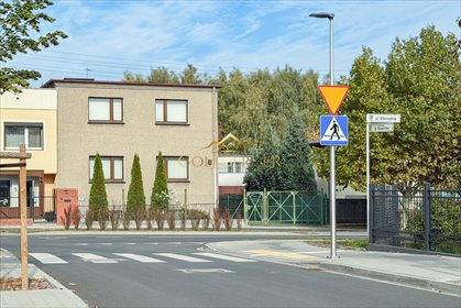 Dom z ogrodem, garażem i warsztatem w Luboniu dom Luboń, Wschodnia