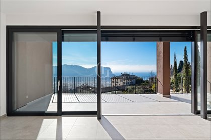 dom na sprzedaż 200m2 dom Garda